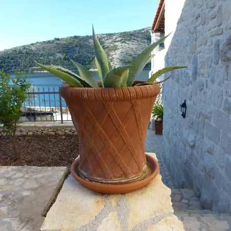 Zardin Villa