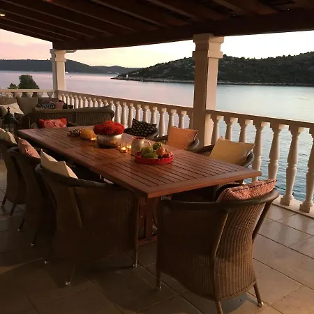 Zardin Vinišće